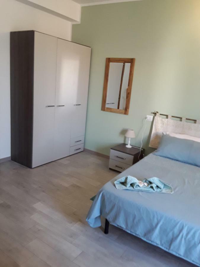 A.C. Le Pavoncelle Bed & Breakfast Асемини Екстериор снимка